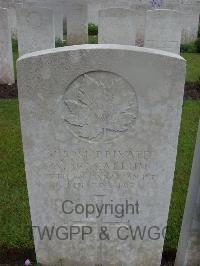 Etaples Military Cemetery - McCallum, A